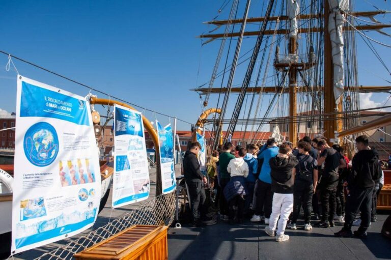 Il Mare a Scuola, la campagna per affrontare la crisi climatica