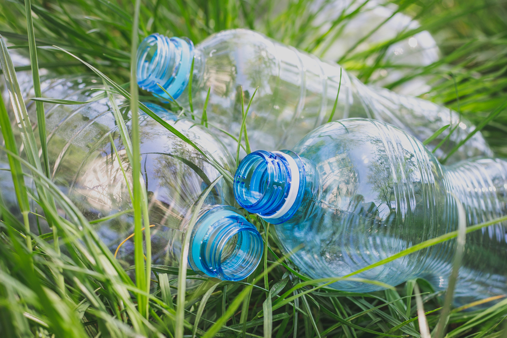 L'impatto ambientale delle bottiglie di plastica