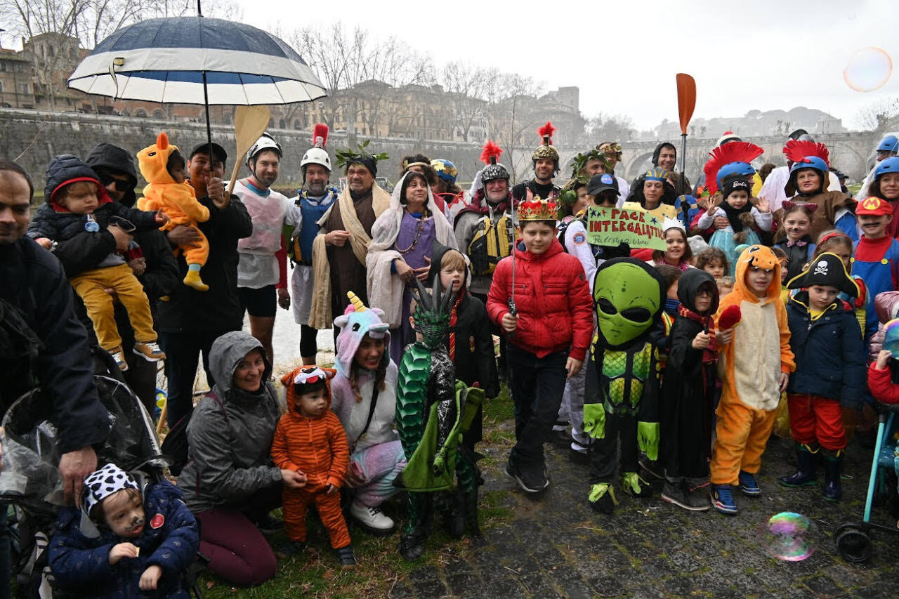 Il Carnevale Tiberino, vivere il fiume Tevere tra maschere, colori e sport